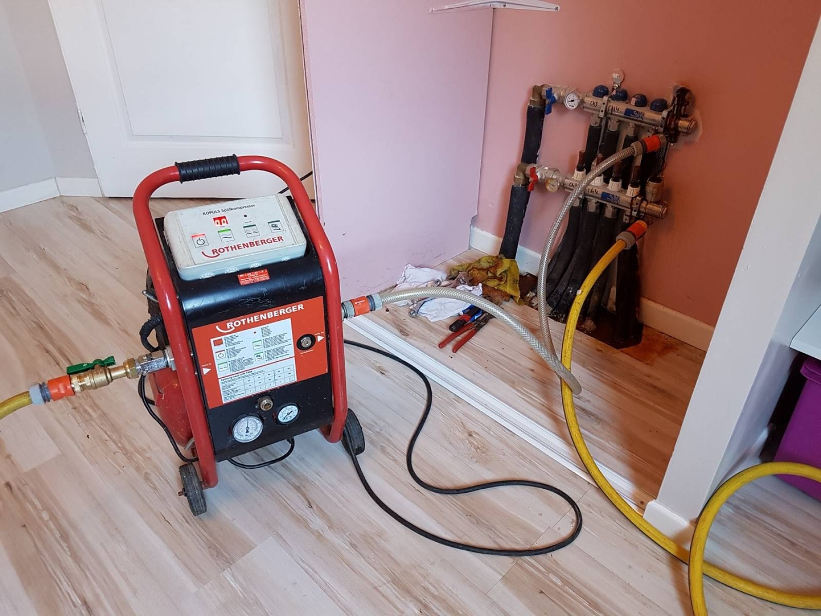 Evliya Çelebi Vaillant Hermetik Şofben Kombi Bakımı